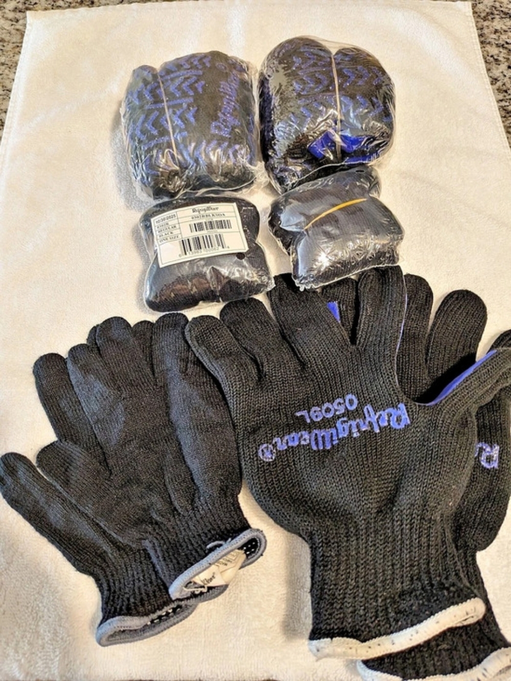 4 Pack RefrigiWear Dual Layer Herringbone Glove Black & Purple + Liners